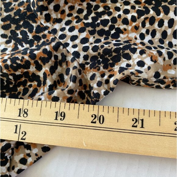 Kim Rogers Womens Cotton/Spandex Button-Up Blouse Size M Mobwife Animal Print - Picture 6 of 9